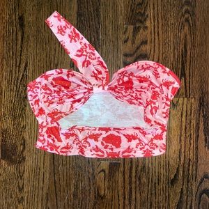 Super cute one shoulder crop top